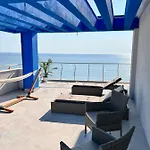 Kir House On The إيفوري نورد