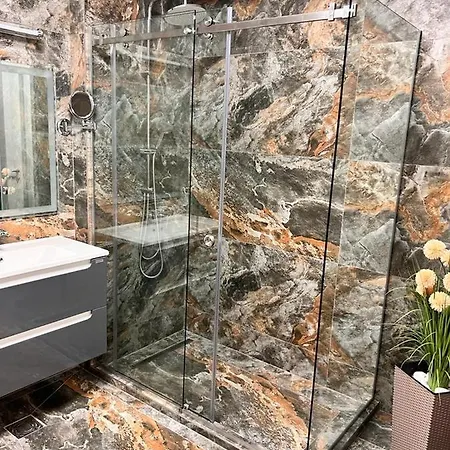 Kir House On The بيت ضيافة 4*